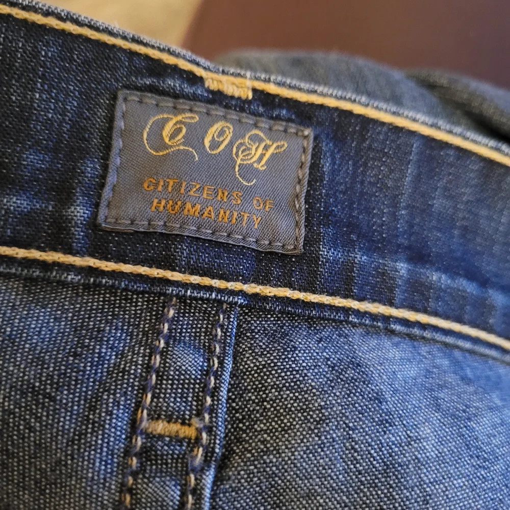 Citizens Of Humanity Dark Blue Jeans - Picture 3 of 5